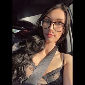 Meet your Posher, Brittney